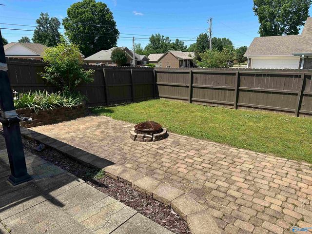 101 Fawn Forest Drive, New Market, AL 35761