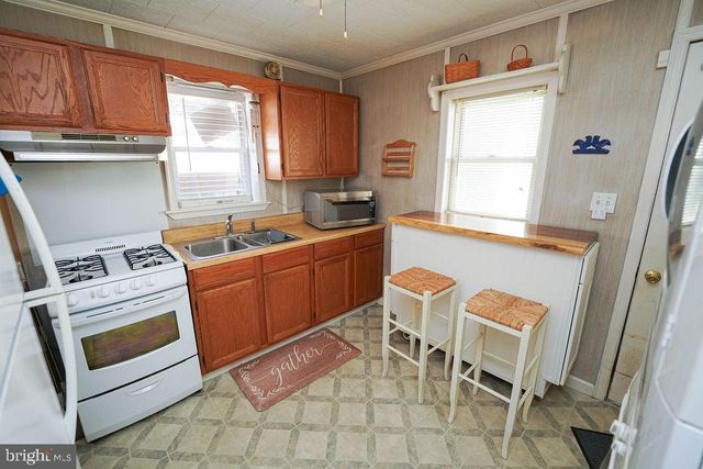 104 VAN BUREN ST, Salisbury, MD 21804