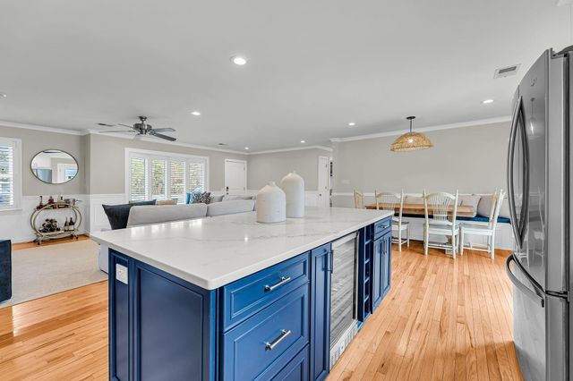 1093 Harbor View Road, Charleston, SC 29412