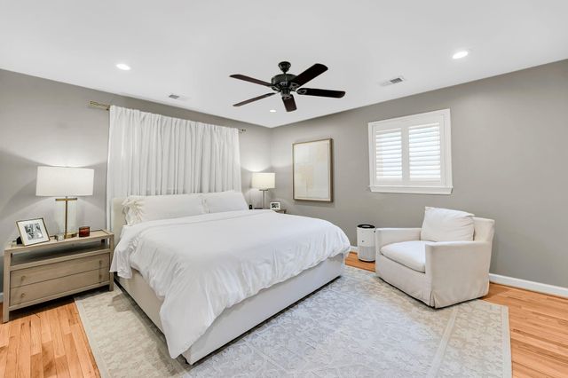 1093 Harbor View Road, Charleston, SC 29412