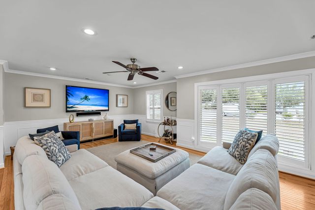 1093 Harbor View Road, Charleston, SC 29412