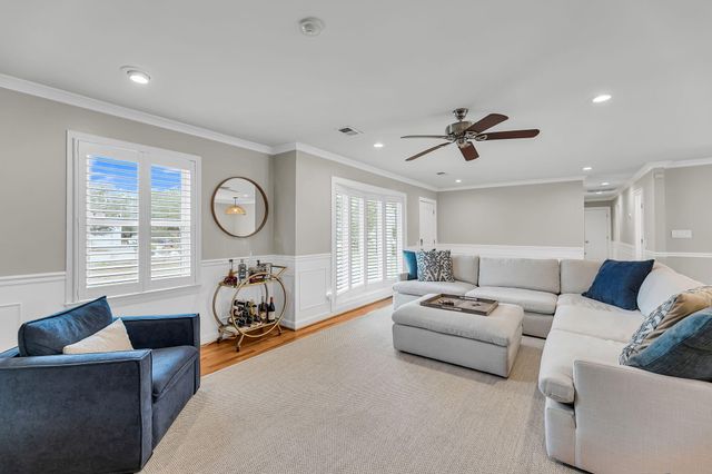 1093 Harbor View Road, Charleston, SC 29412