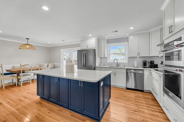 1093 Harbor View Road, Charleston, SC 29412