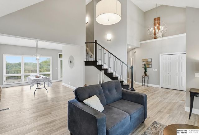 4219 S 173rd Street, Omaha, NE 68135