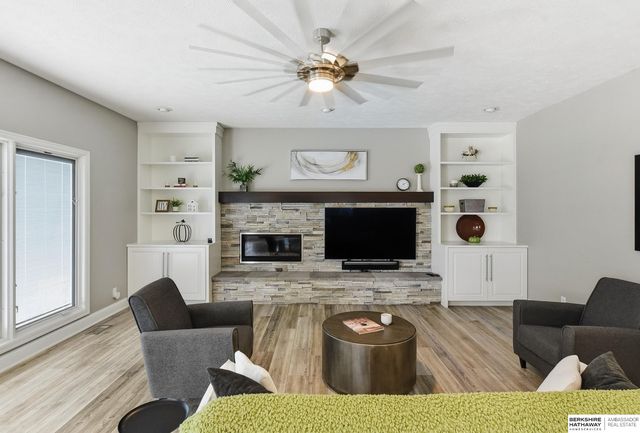 4219 S 173rd Street, Omaha, NE 68135