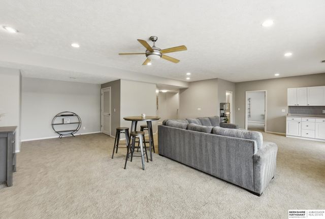 4219 S 173rd Street, Omaha, NE 68135