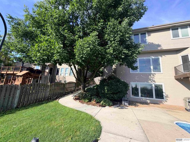 4219 S 173rd Street, Omaha, NE 68135
