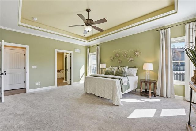 1401 NE Ernest Way, Lee's Summit, MO 64086