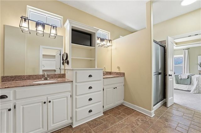 1401 NE Ernest Way, Lee's Summit, MO 64086