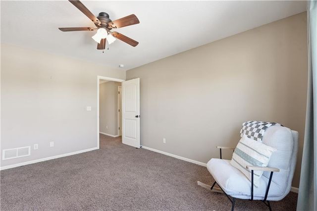 1401 NE Ernest Way, Lee's Summit, MO 64086