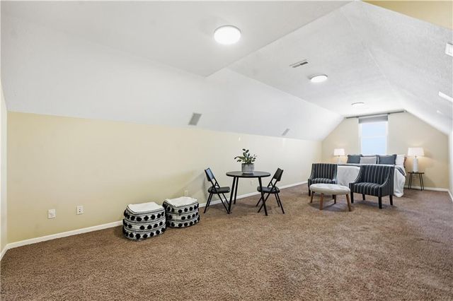 1401 NE Ernest Way, Lee's Summit, MO 64086