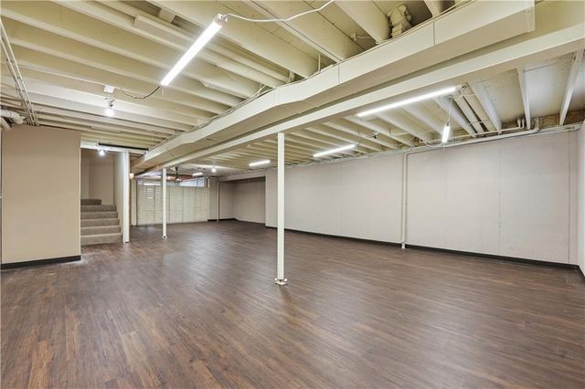 1401 NE Ernest Way, Lee's Summit, MO 64086