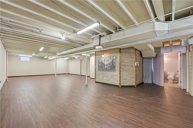 1401 NE Ernest Way, Lee's Summit, MO 64086