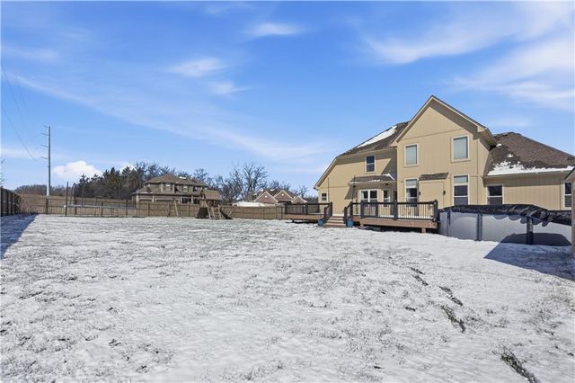 1401 NE Ernest Way, Lee's Summit, MO 64086