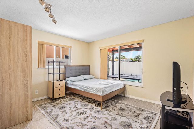 5811 SW 53RD Terrace, Davie, FL 33314