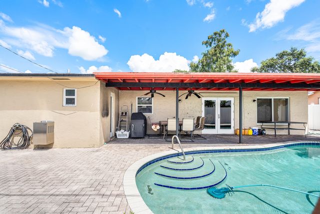 5811 SW 53RD Terrace, Davie, FL 33314