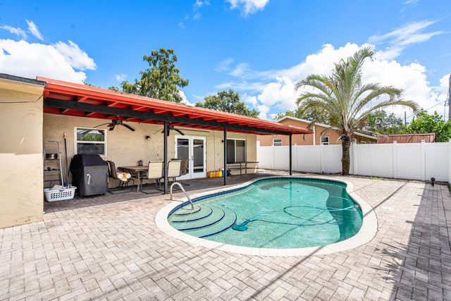 5811 SW 53RD Terrace, Davie, FL 33314