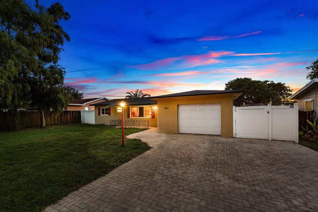 5811 SW 53RD Terrace, Davie, FL 33314