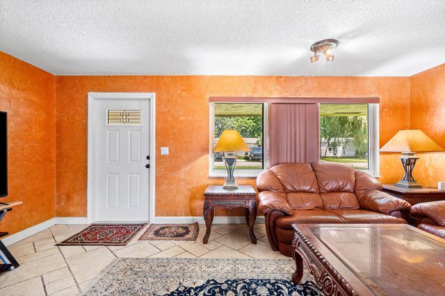 5811 SW 53RD Terrace, Davie, FL 33314