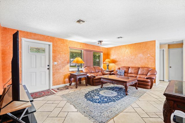 5811 SW 53RD Terrace, Davie, FL 33314