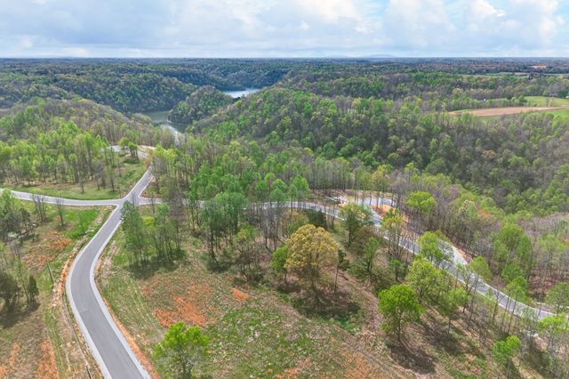 9510 Medlin Rd, Baxter, TN 38544