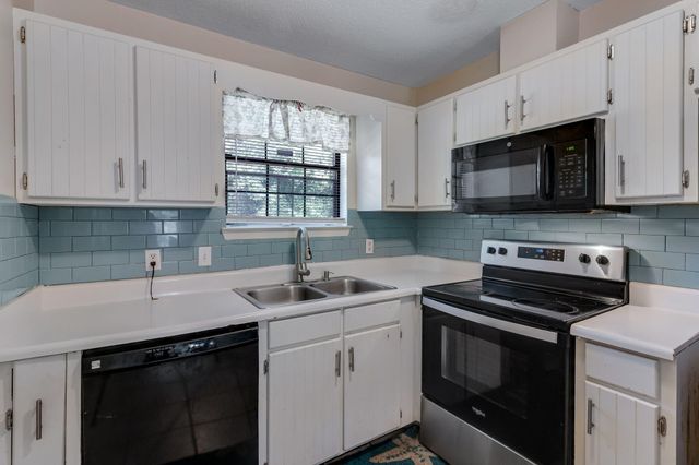 1793 Juniper Lake Road, Defuniak Springs, FL 32433