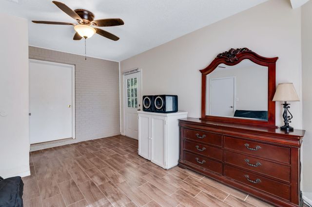 1793 Juniper Lake Road, Defuniak Springs, FL 32433