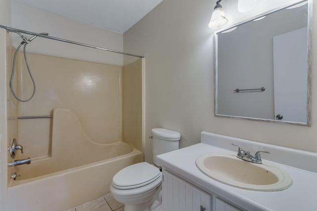 1793 Juniper Lake Road, Defuniak Springs, FL 32433