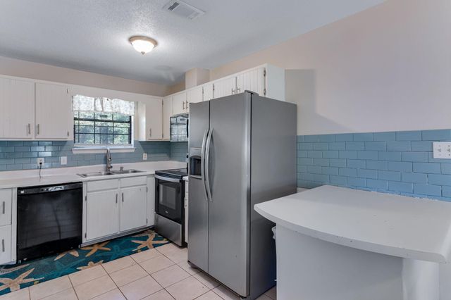 1793 Juniper Lake Road, Defuniak Springs, FL 32433