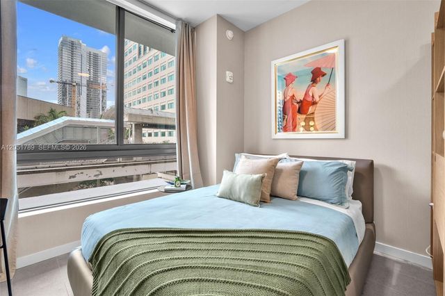 121 NE 5th Street 304, Miami, FL 33132