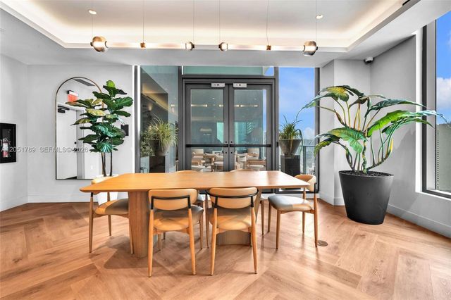 121 NE 5th Street 304, Miami, FL 33132