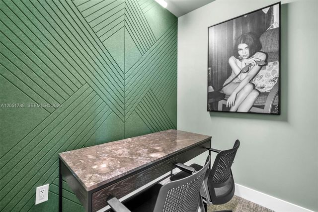 121 NE 5th Street 304, Miami, FL 33132