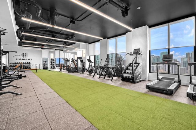 121 NE 5th Street 304, Miami, FL 33132