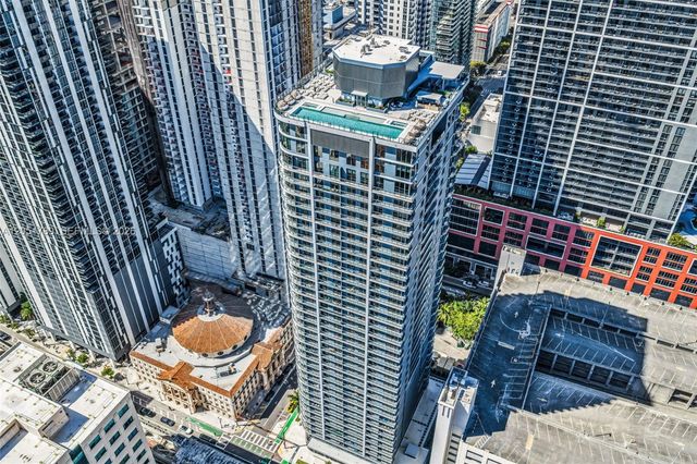 121 NE 5th Street 304, Miami, FL 33132