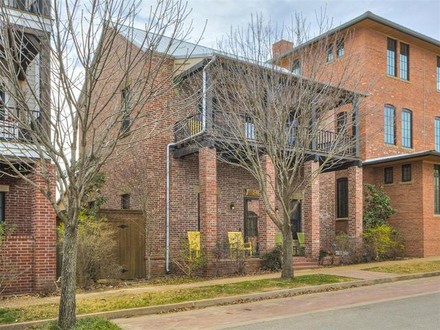 34 Park Street, Carlton Landing, OK 74432