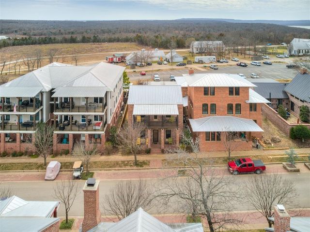 34 Park Street, Carlton Landing, OK 74432