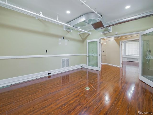 491 E Grand Boulevard, Detroit, MI 48207