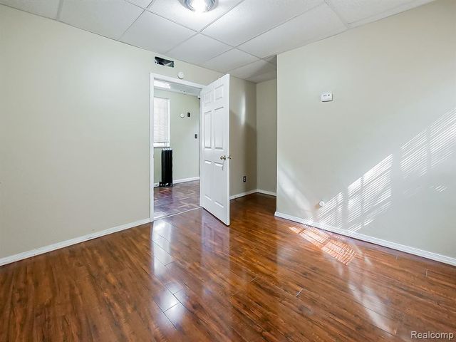 491 E Grand Boulevard, Detroit, MI 48207