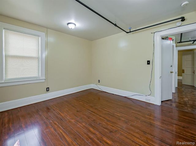 491 E Grand Boulevard, Detroit, MI 48207
