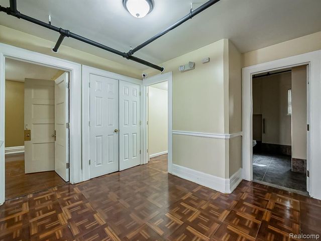 491 E Grand Boulevard, Detroit, MI 48207