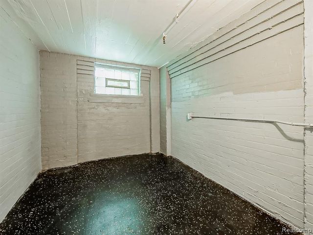 491 E Grand Boulevard, Detroit, MI 48207