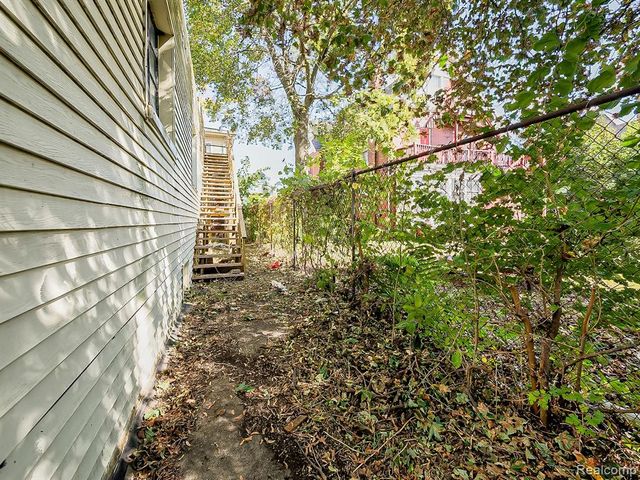 491 E Grand Boulevard, Detroit, MI 48207