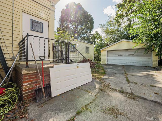491 E Grand Boulevard, Detroit, MI 48207