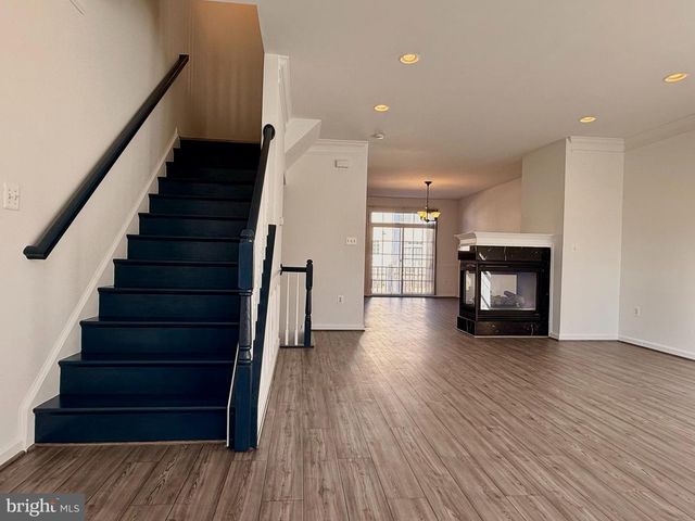 14504 KENTISH FIRE ST, Gainesville, VA 20155