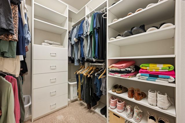 7220 Wyoming Springs DR 703, Round Rock, TX 78681