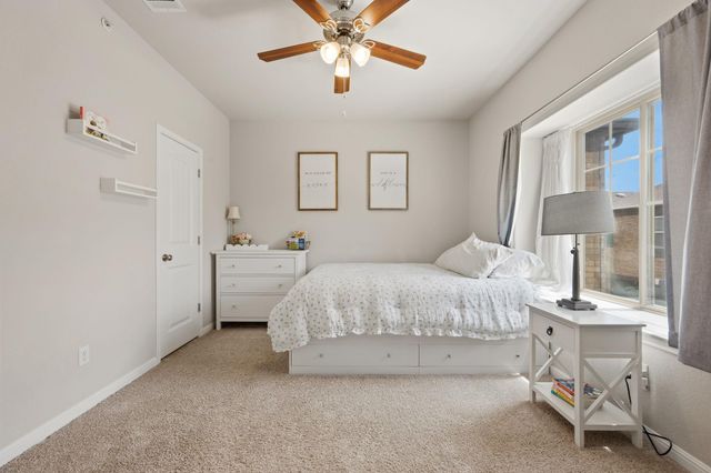 7220 Wyoming Springs DR 703, Round Rock, TX 78681