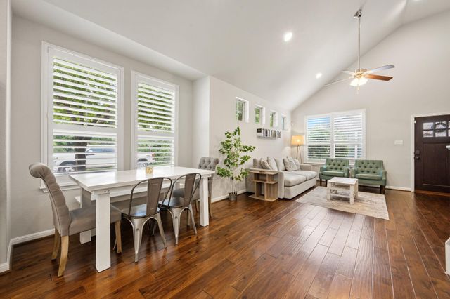 7220 Wyoming Springs DR 703, Round Rock, TX 78681