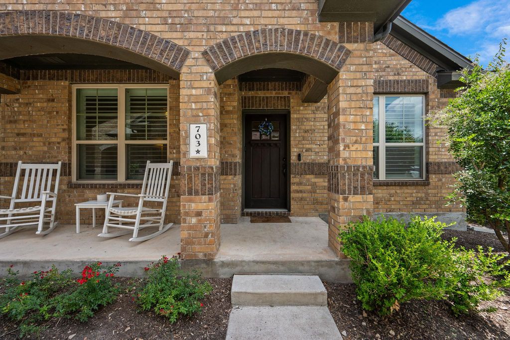 7220 Wyoming Springs DR 703, Round Rock, TX 78681