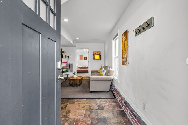 2809 Azalea Pl, Nashville, TN 37204