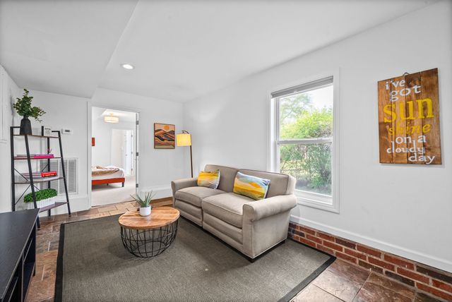 2809 Azalea Pl, Nashville, TN 37204